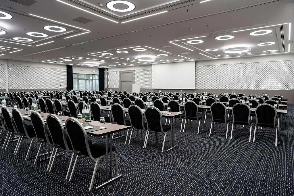**** Hotel Radisson Blu Conference Hotel, Duesseldorf Germany