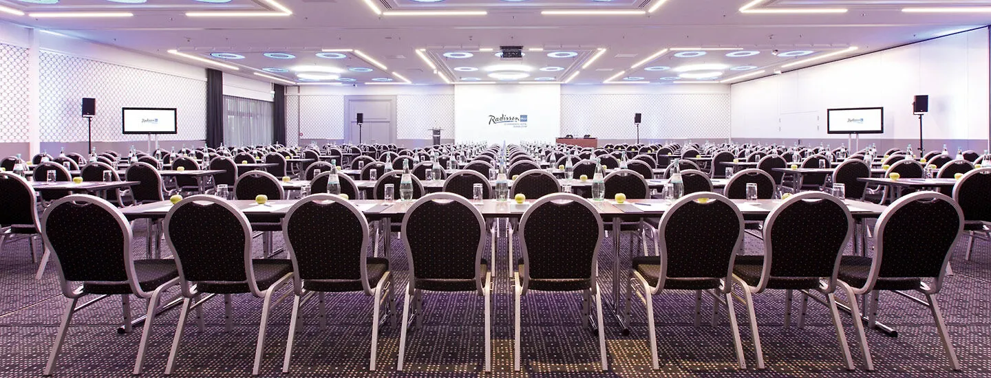 Radisson Blu Conference Hotel, Düsseldorf Hotel